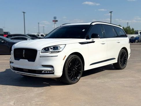 Used 2022 Lincoln Aviator Reserve w/ Equipment Group 201A RWD image 3