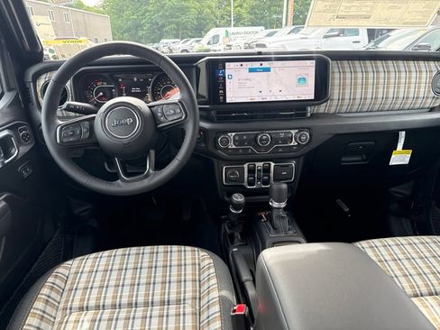 New 2026 Jeep Wrangler Unlimited Sport AWD/4WD image 20