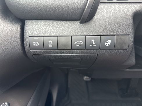 Certified 2021 Toyota Camry SE w/ Cold Weather Package image 15