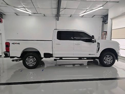 Used 2024 Ford F250 Lariat w/ FX4 Off-Road Package AWD/4WD image 7