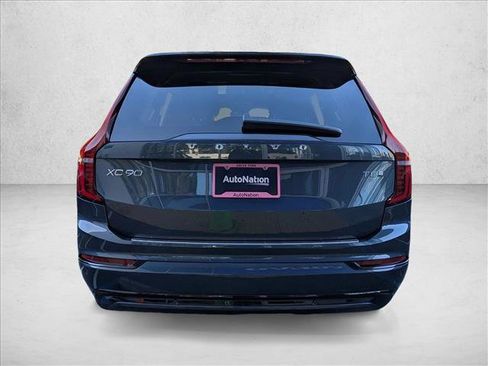 New 2026 Volvo XC90 T8 Ultra w/ Lounge Package image 6