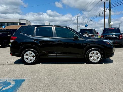 Used 2021 Subaru Forester AWD/4WD image 4