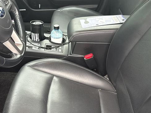 Used 2015 Subaru Outback 3.6R Limited image 3