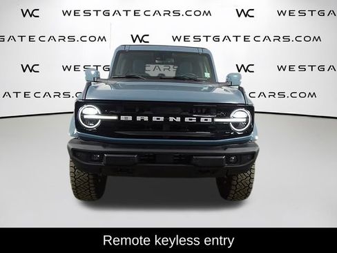Used 2022 Ford Bronco Outer Banks image 4