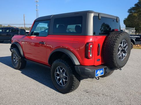 Certified 2023 Ford Bronco Badlands image 5