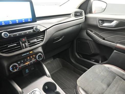 Used 2022 Ford Escape SEL w/ SEL Stealth AWD Package image 29