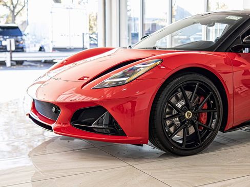 New 2025 Lotus Emira image 4