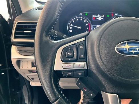 Used 2018 Subaru Forester 2.5i Limited AWD/4WD image 18
