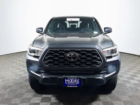Certified 2020 Toyota Tacoma TRD Off-Road w/ Technology Package AWD/4WD image 2