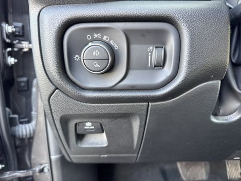 Used 2023 RAM 1500 Big Horn image 15