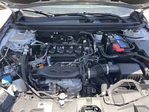Used 2025 Honda Accord SE image 30