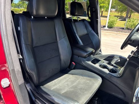 Used 2019 Jeep Grand Cherokee Laredo w/ Laredo X Package RWD image 36