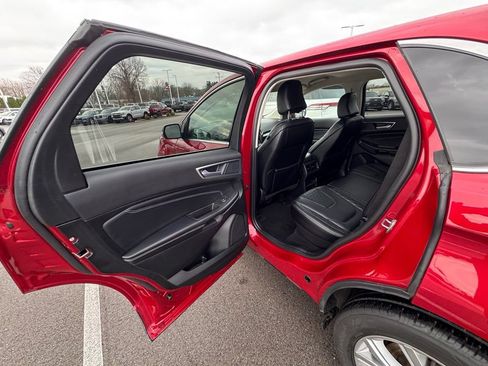 Certified 2024 Ford Edge Titanium AWD/4WD image 21