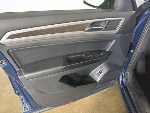Used 2019 Volkswagen Atlas SEL AWD/4WD image 28
