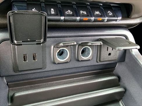Used 2018 GMC Sierra 1500 Denali RWD image 30