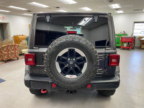 Used 2018 Jeep Wrangler Unlimited Rubicon w/ Dual Top Group image 22