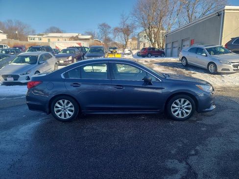 Used 2017 Subaru Legacy 2.5i w/ Alloy Wheel Package image 8
