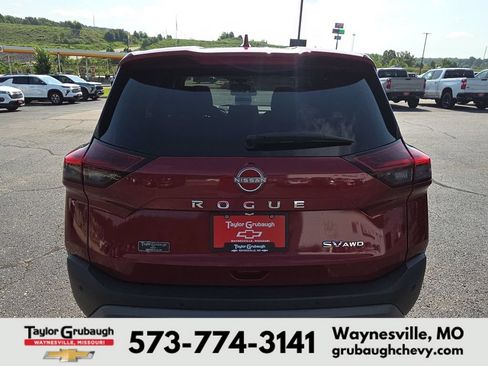 Used 2023 Nissan Rogue SV AWD/4WD image 7
