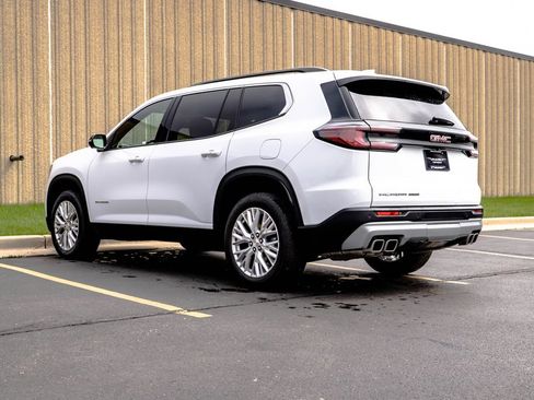 Certified 2024 GMC Acadia Elevation AWD/4WD image 7