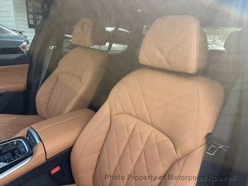 Used 2026 BMW X5 xDrive50e w/ M Sport Package AWD/4WD image 9