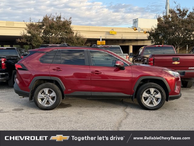 Used 2024 Toyota RAV4 XLE w/ Convenience Package AWD/4WD image 3