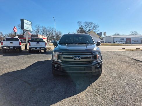 Used 2018 Ford F150 XLT w/ Equipment Group 302A Luxury image 3