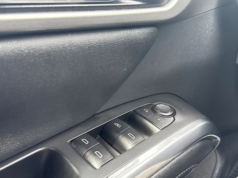 Used 2024 Chevrolet Traverse LT AWD/4WD image 21