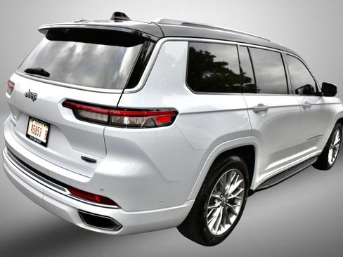 Used 2022 Jeep Grand Cherokee L Summit w/ Advanced Protech Group IV image 7