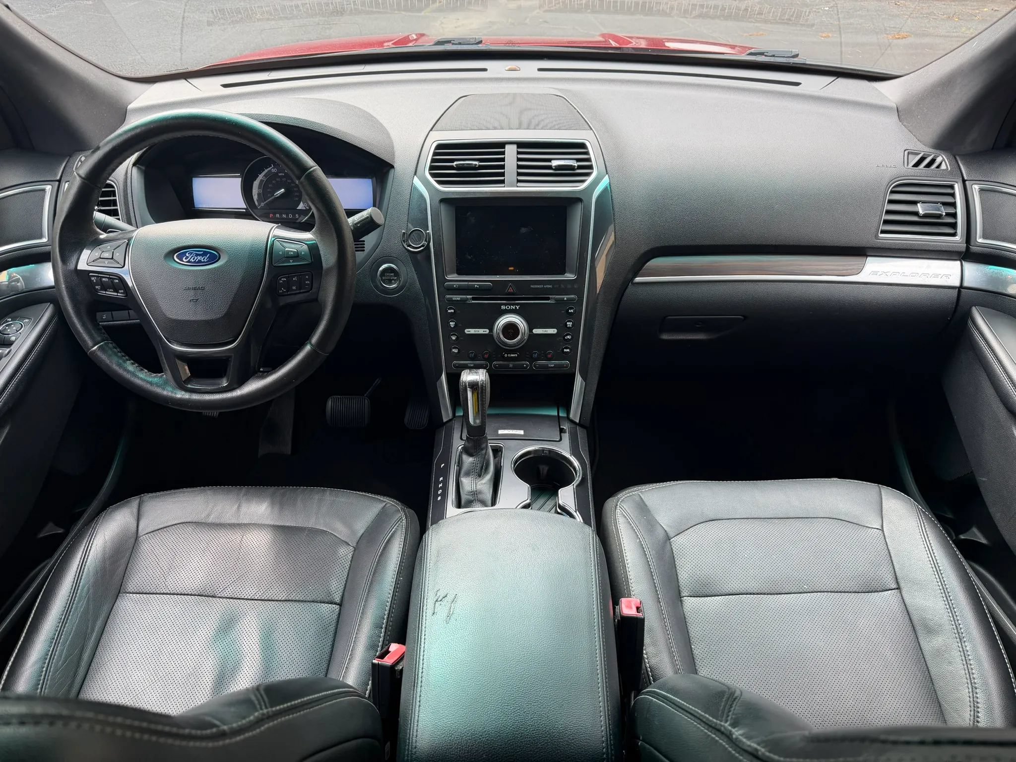 Used 2017 Ford Explorer Limited FWD image 13