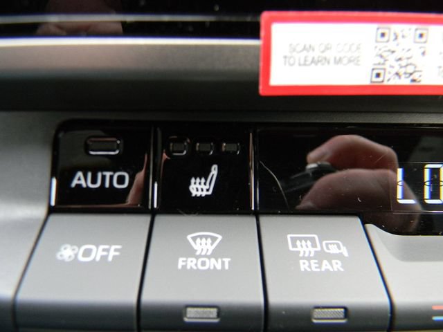 New 2026 Toyota Camry SE w/ Multimedia Upgrade Package AWD/4WD image 15