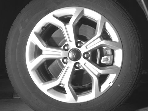 Used 2025 Jeep Compass Latitude AWD/4WD image 13