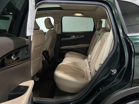 Used 2021 Lincoln Nautilus Reserve image 26