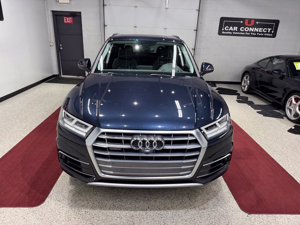 Used 2019 Audi Q5 Prestige w/ Prestige Package AWD/4WD image 4