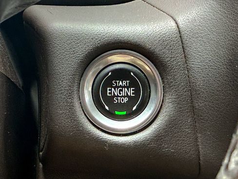 Used 2021 Chevrolet Tahoe LT w/ LT Signature Package AWD/4WD image 24