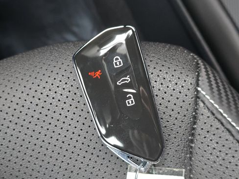 New 2026 Volkswagen Atlas Cross Sport SE image 27