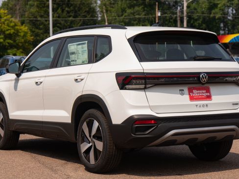 New 2025 Volkswagen Taos S image 4