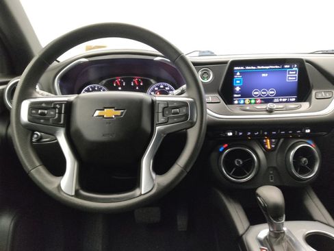 Used 2021 Chevrolet Blazer LT FWD image 22