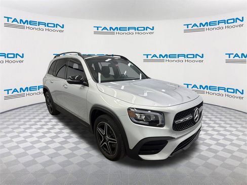 Used 2021 Mercedes-Benz GLB 250 image 7