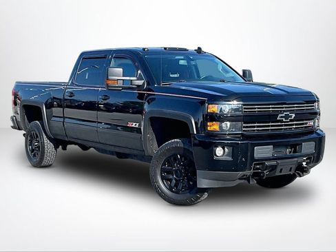 Used 2016 Chevrolet Silverado 2500 LT w/ Midnight Edition AWD/4WD image 13