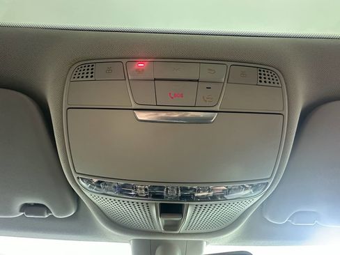 Used 2020 Mercedes-Benz C 300 Sedan image 42