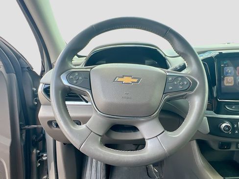 Used 2019 Chevrolet Traverse LT FWD image 6