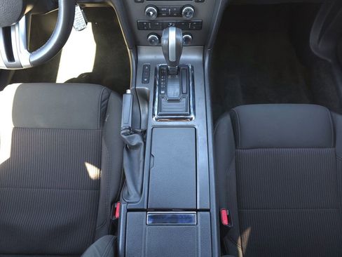 Used 2014 Ford Mustang V6 image 23