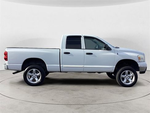 Used 2007 Dodge Ram 1500 Truck SLT image 6