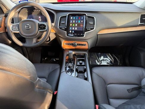 Used 2023 Volvo XC90 B6 Plus w/ Protection Package Premier image 12