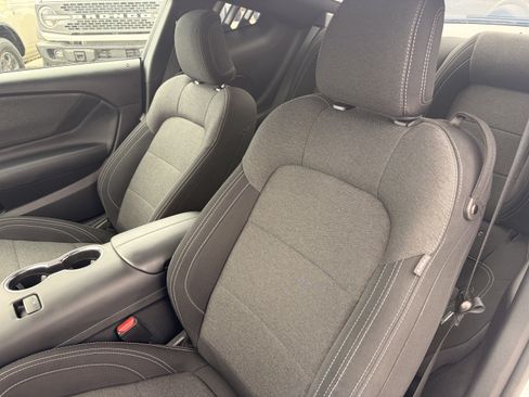 Certified 2025 Ford Mustang Coupe RWD image 7