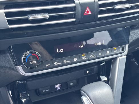 Used 2022 Kia Seltos SX AWD/4WD image 16