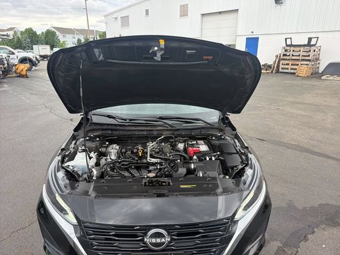 Used 2025 Nissan Altima 2.5 SV FWD image 30