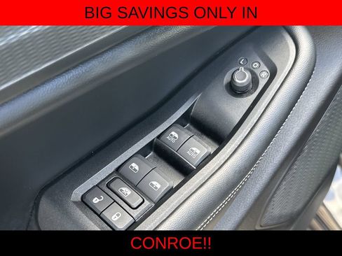 Used 2024 Jeep Grand Cherokee Altitude RWD image 11