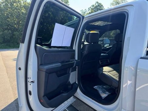 Used 2026 Ford F250 Platinum AWD/4WD image 14