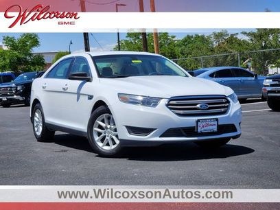 Used 2013 Ford Taurus SE